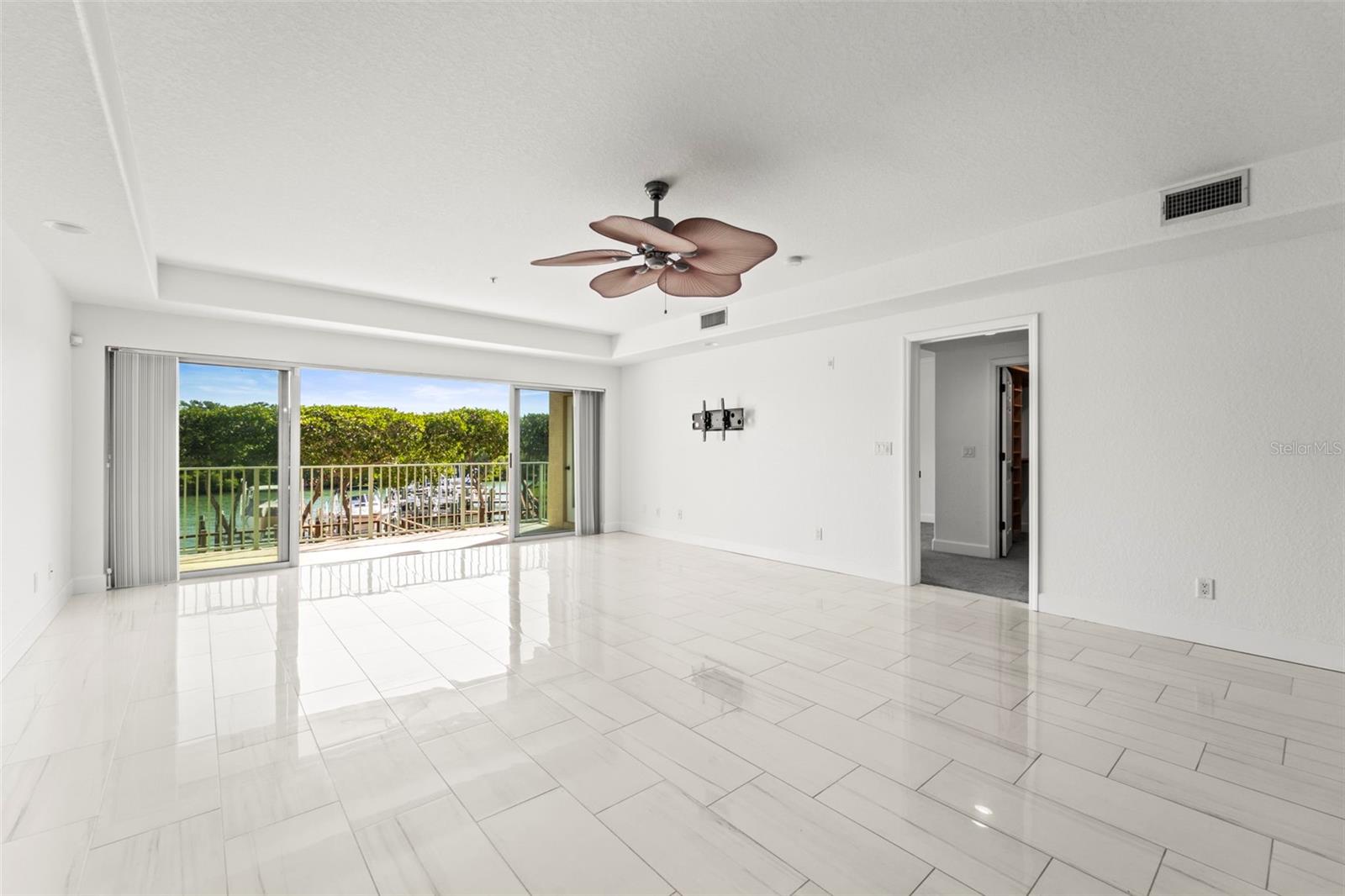 1645 Pinellas Bayway S #b2 Property Photo 18