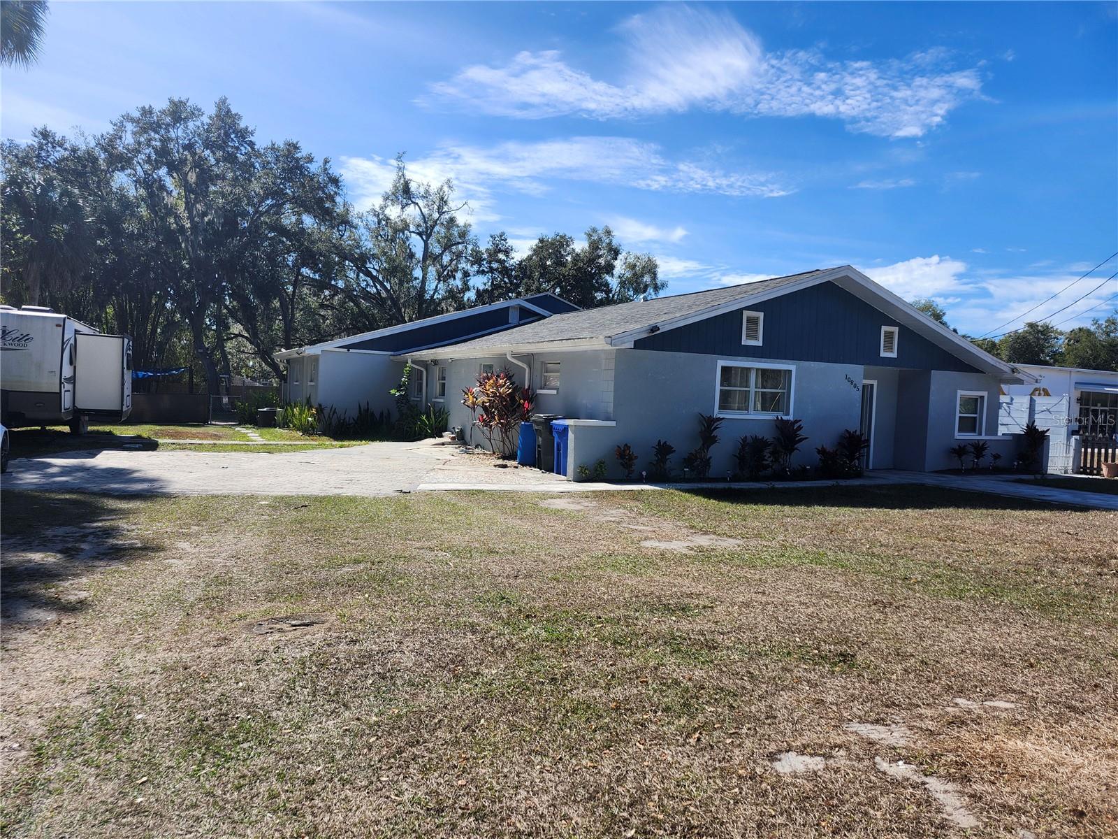 10805 Desoto Rd Property Photo 2