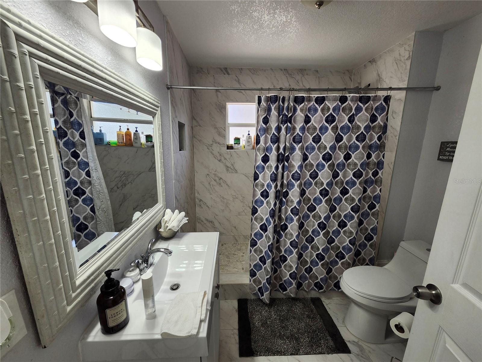 10805 Desoto Rd Property Photo 14