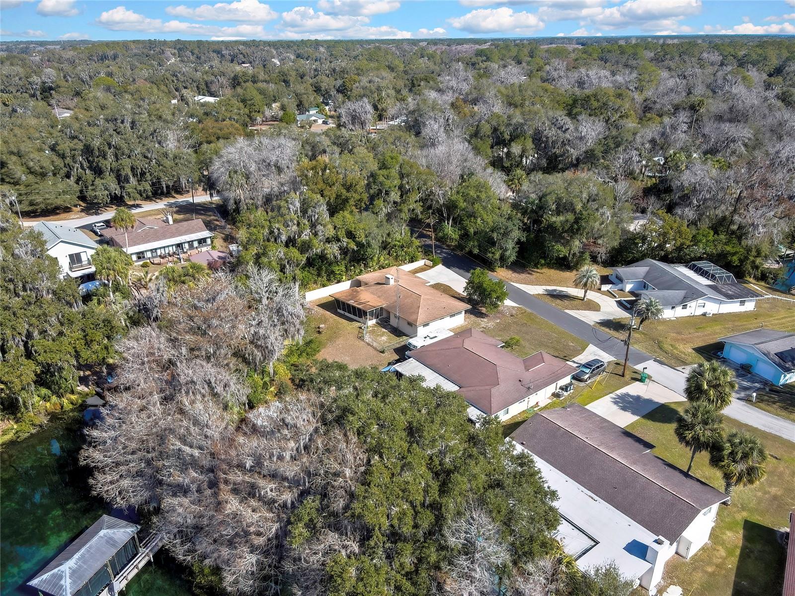 12130 Maple St Property Photo 13