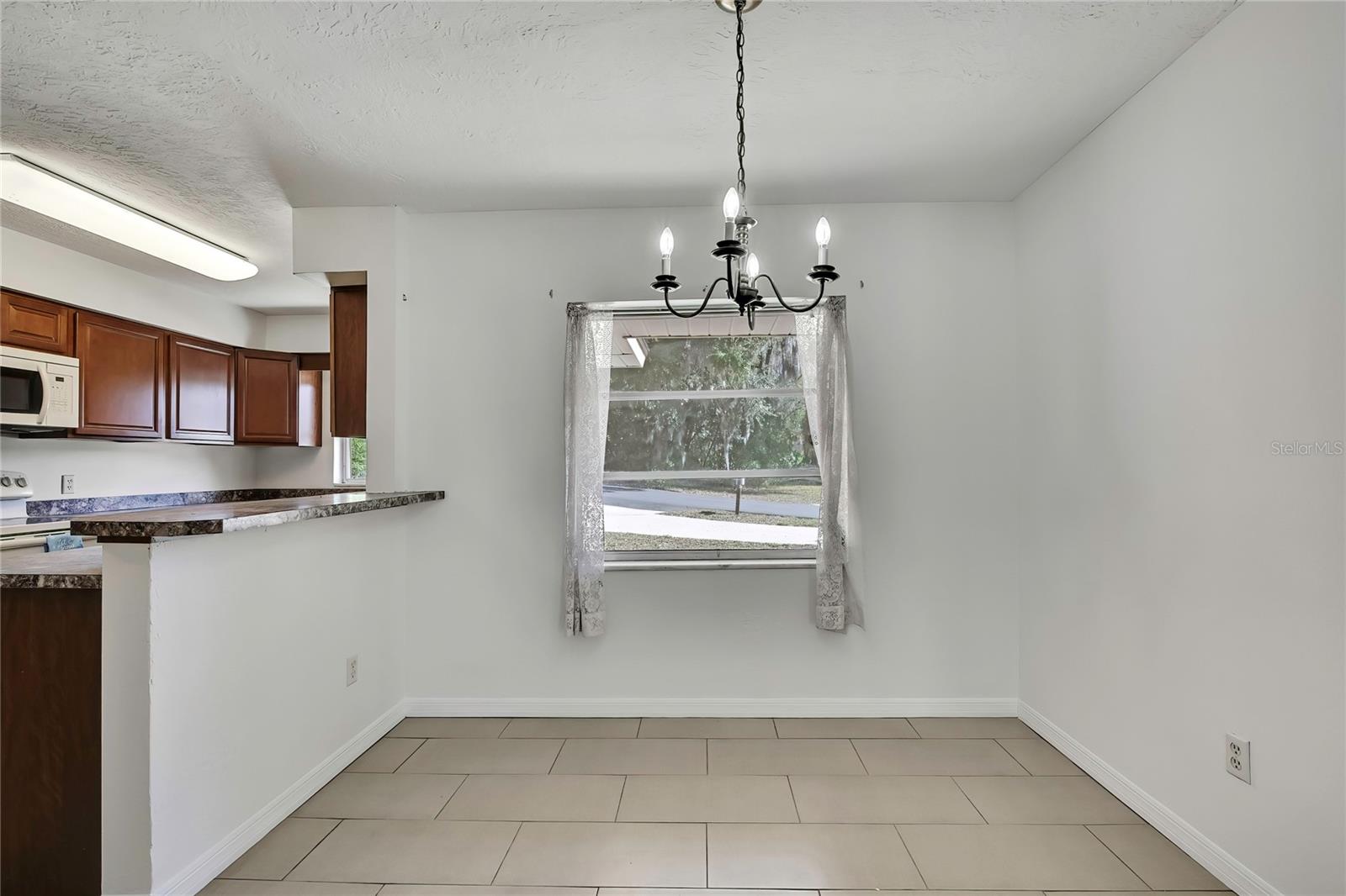 12130 Maple St Property Photo 23