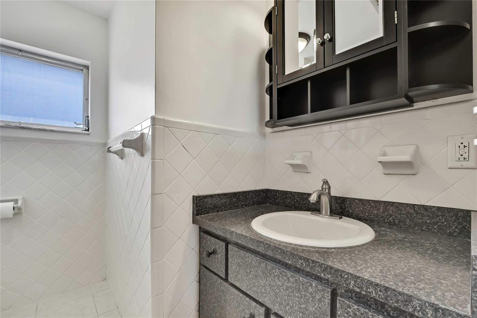 12130 Maple St Property Photo 29