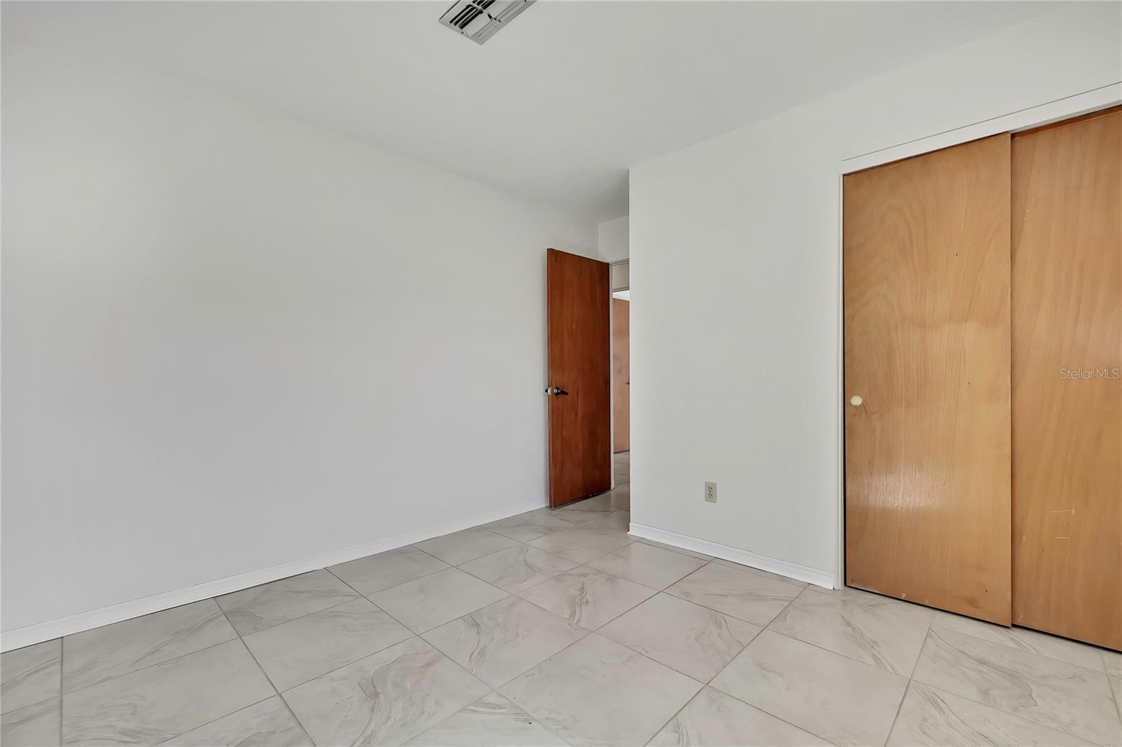 12130 Maple St Property Photo 39