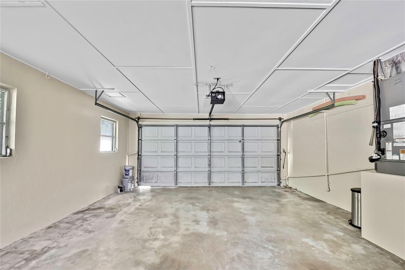 12130 Maple St Property Photo 48