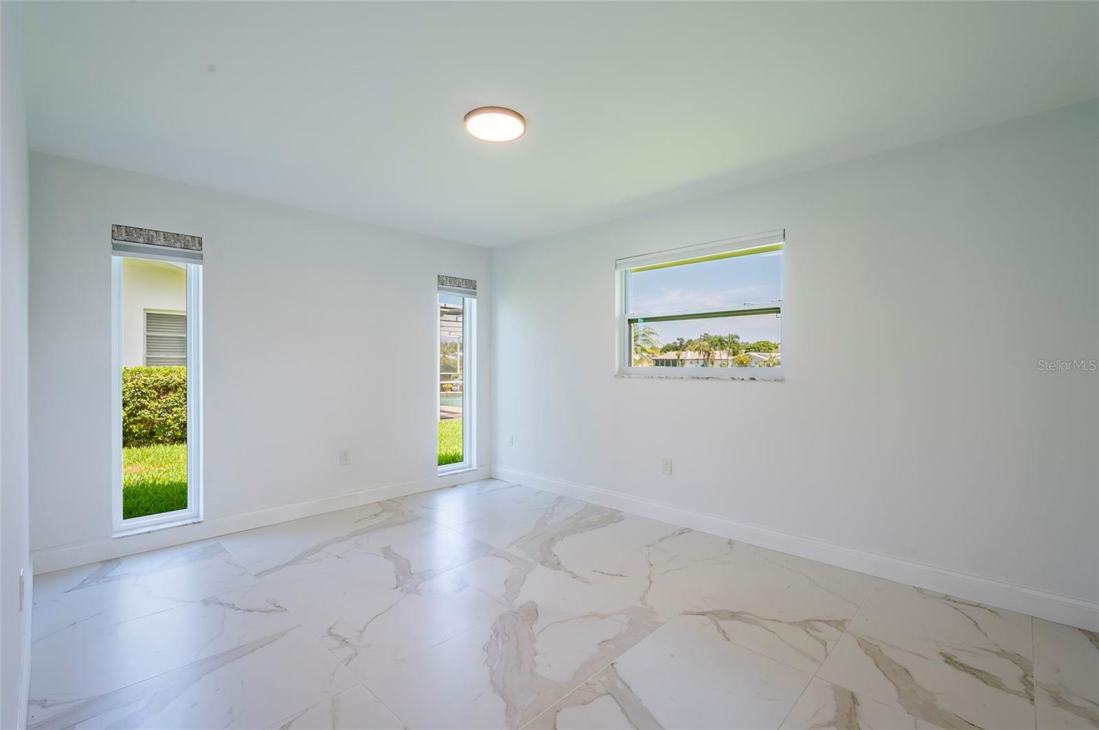 13797 Pinecrest Dr Property Photo 17