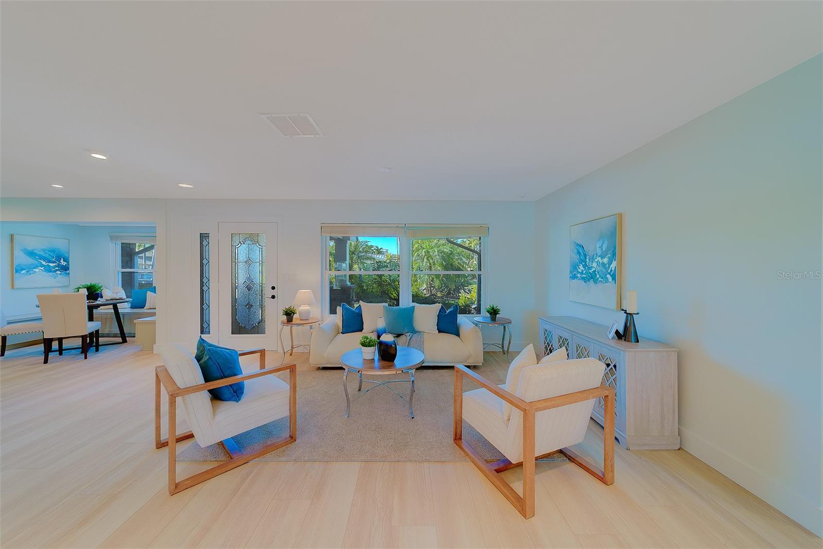207 Midway Is Property Photo 11