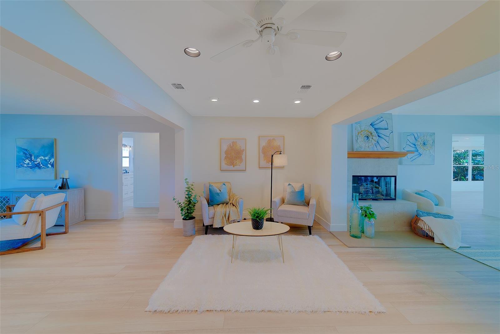 207 Midway Is Property Photo 17