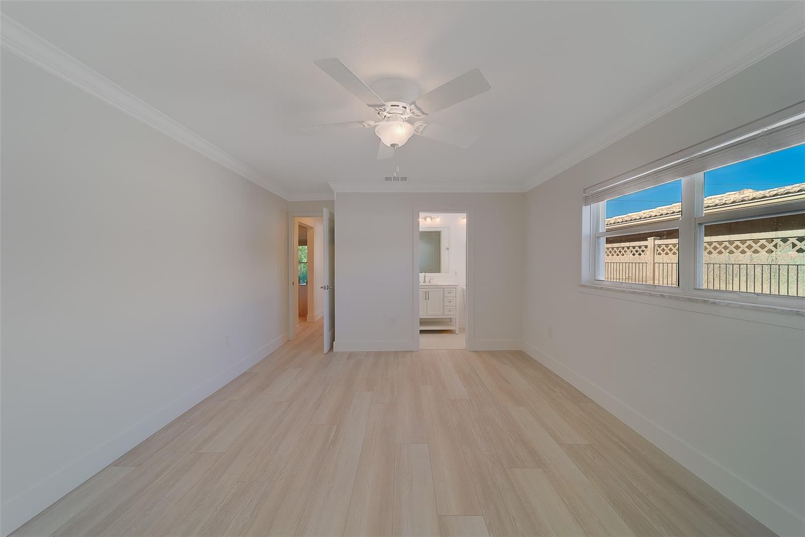 207 Midway Is Property Photo 21