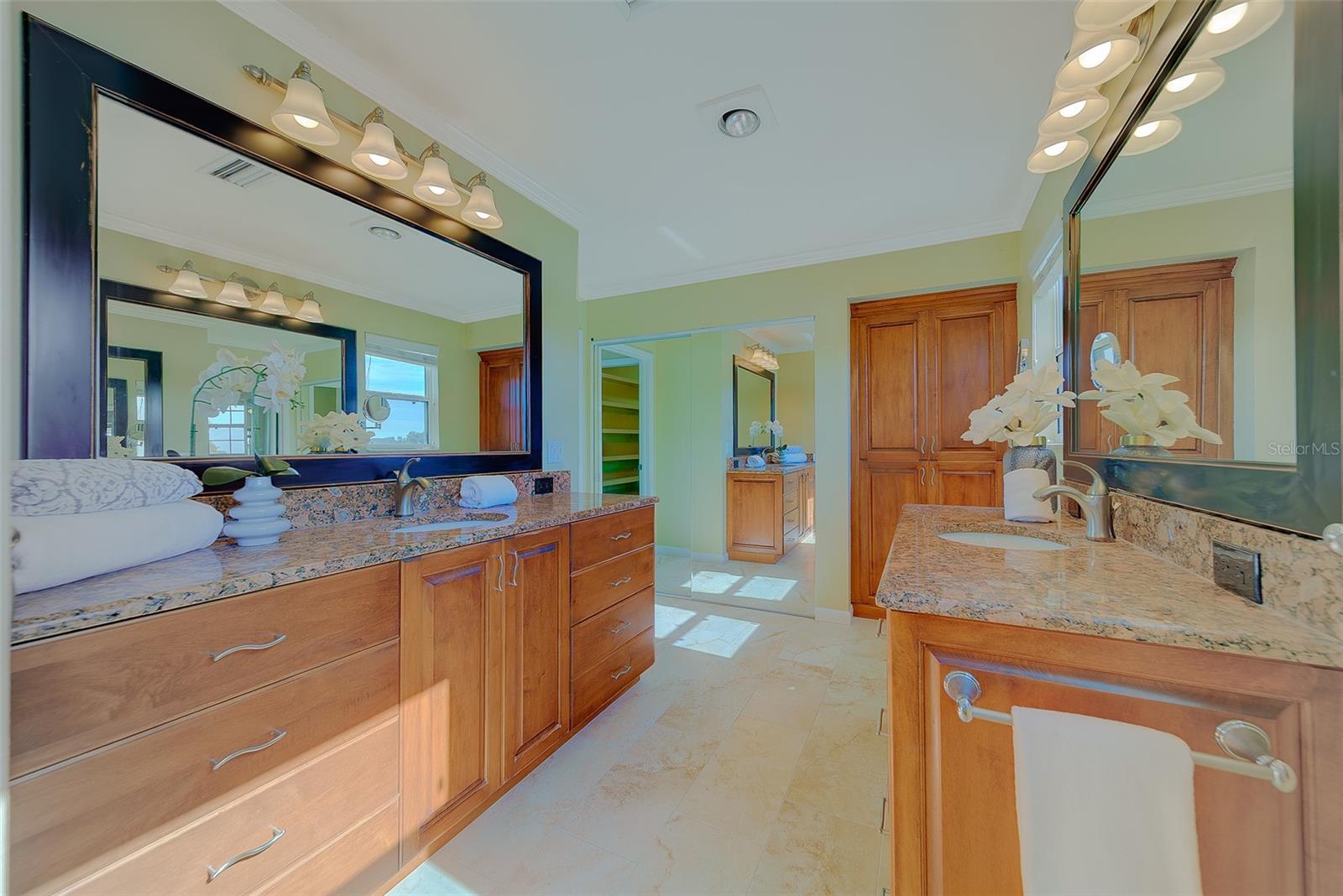 207 Midway Is Property Photo 55