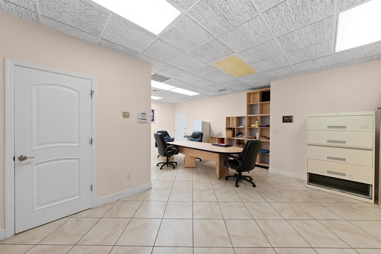 611 Druid Rd E #302 Property Photo 13