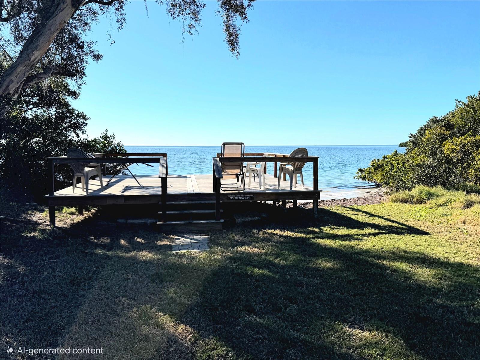 303 Tarpon Pt Property Photo 17