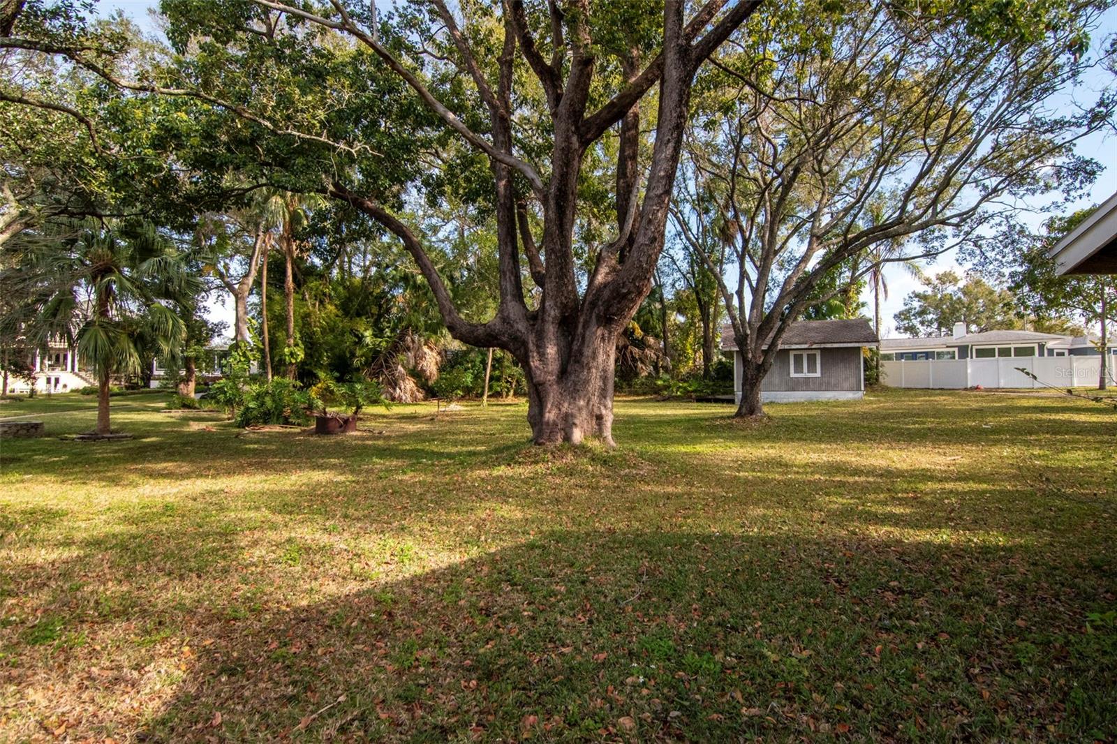 3306 N Perry Ave Property Photo 42