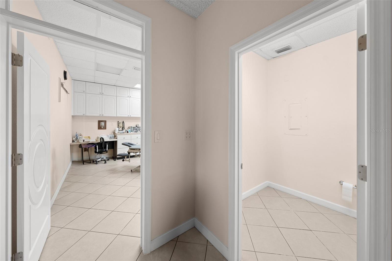 611 Druid Rd E #303 Property Photo 17