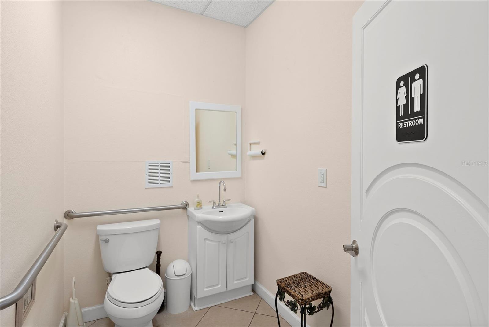 611 Druid Rd E #303 Property Photo 19