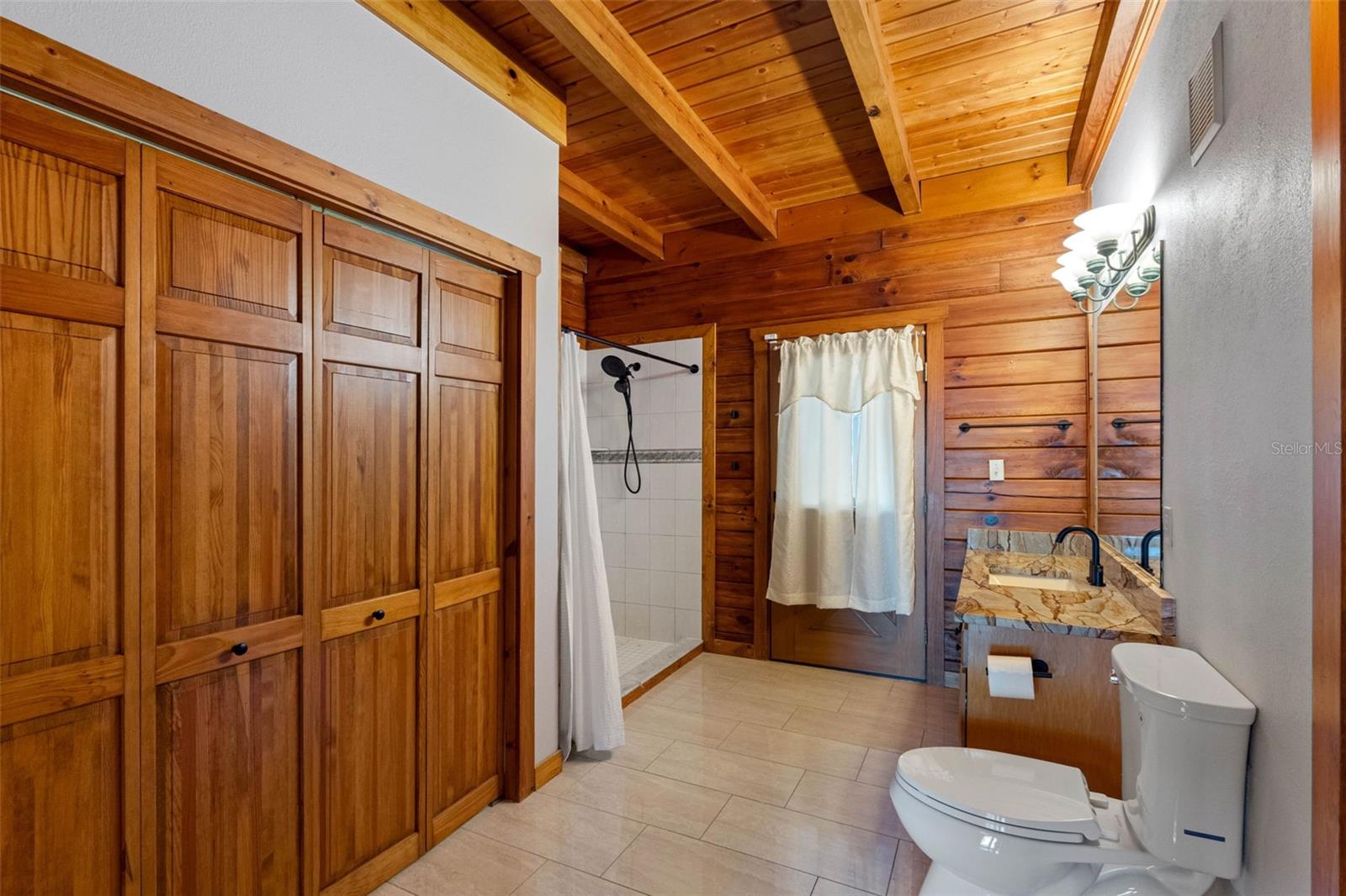 11401 Thonotosassa Rd Property Photo 17