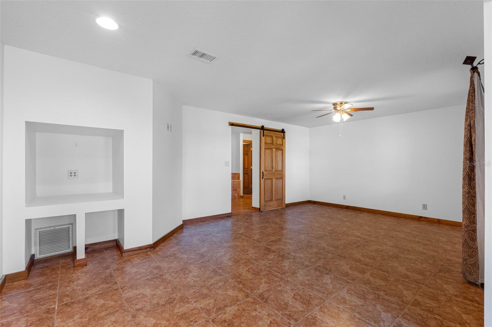 11401 Thonotosassa Rd Property Photo 37