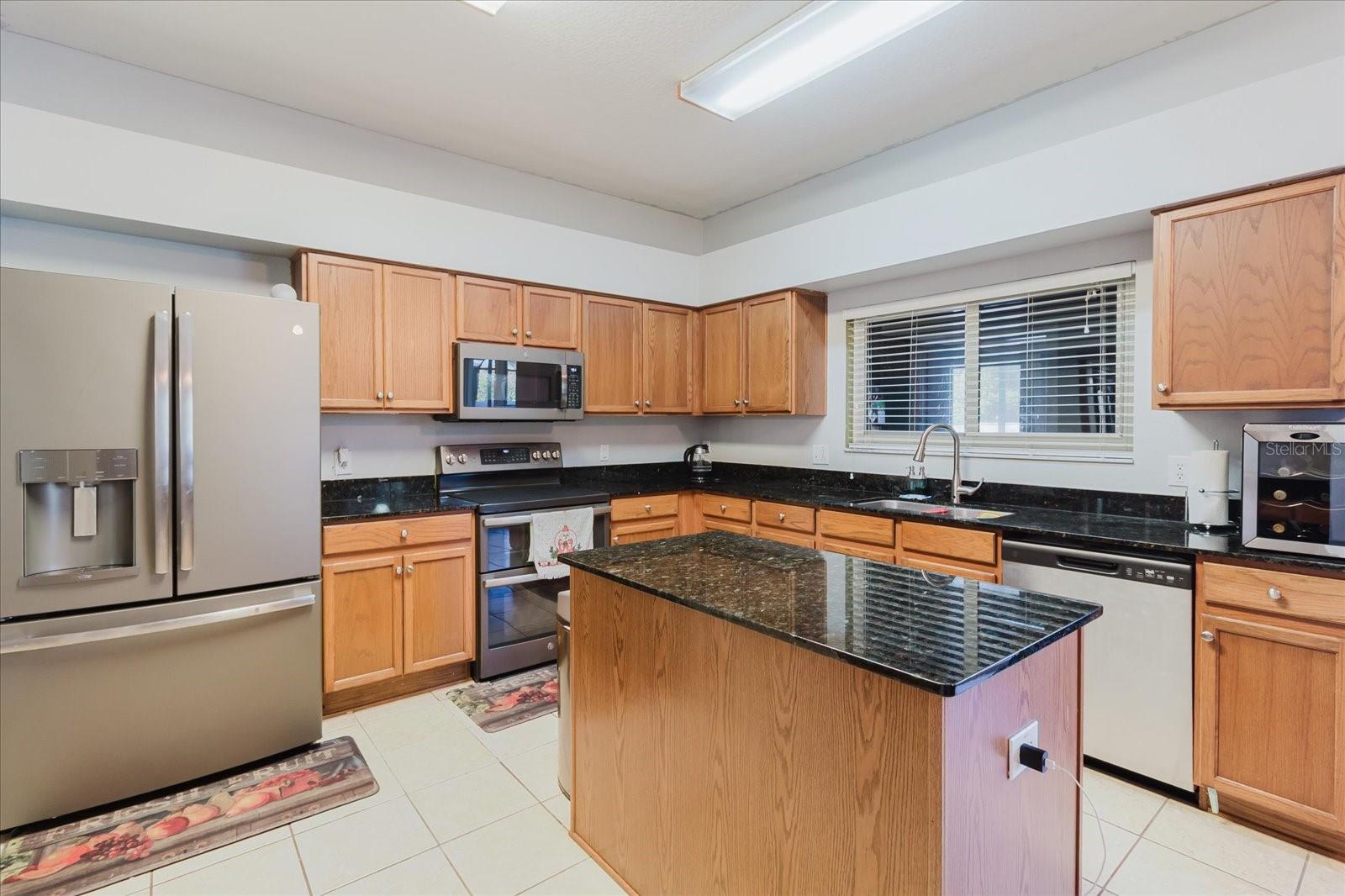 2717 Avon River Dr Property Photo 37