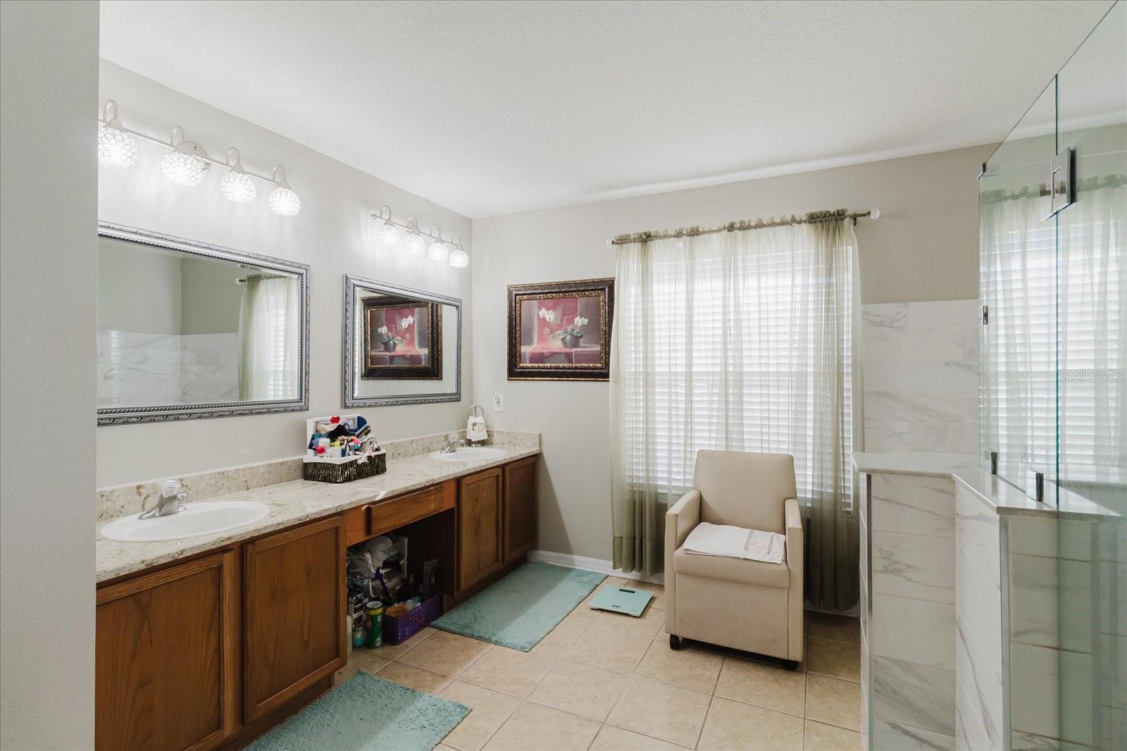 2717 Avon River Dr Property Photo 54