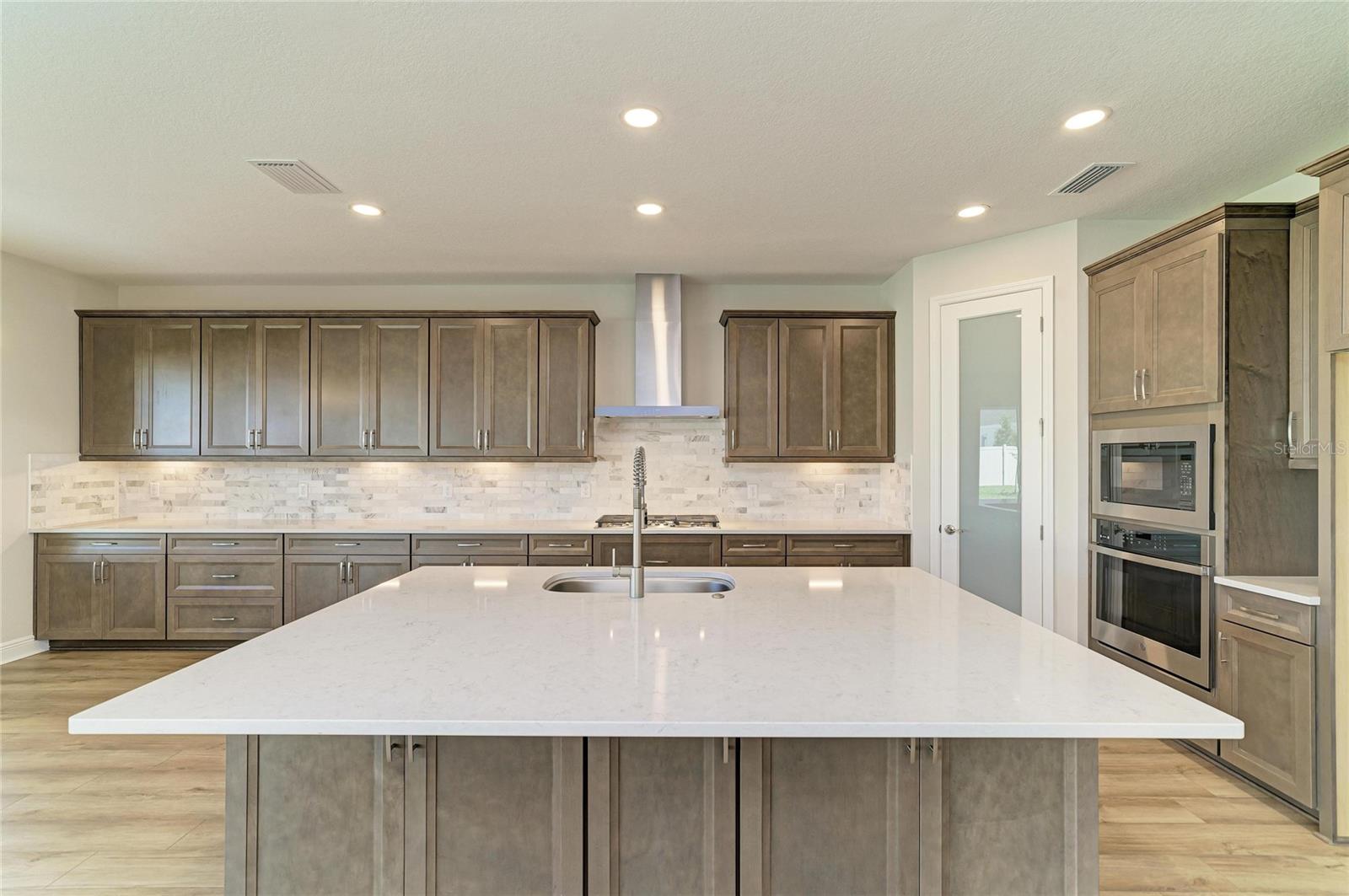 33882 Twilight Sea Pl Property Photo 12