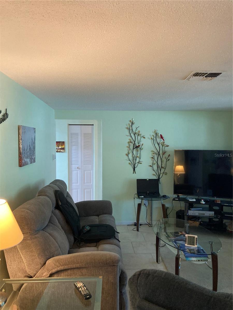 7628 Valley Ct Property Photo 28