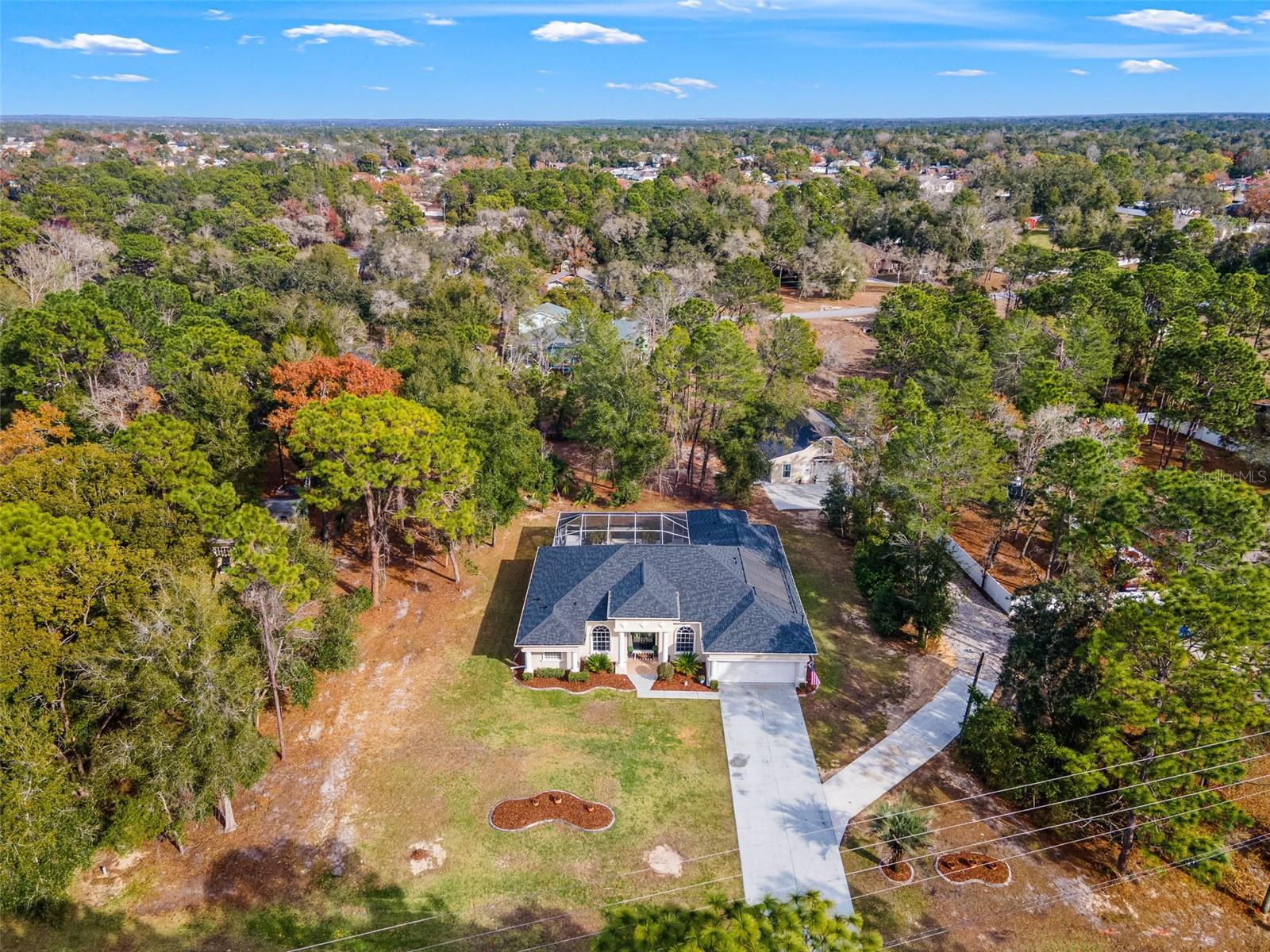 14071 LINDEN DR Property Photo 1