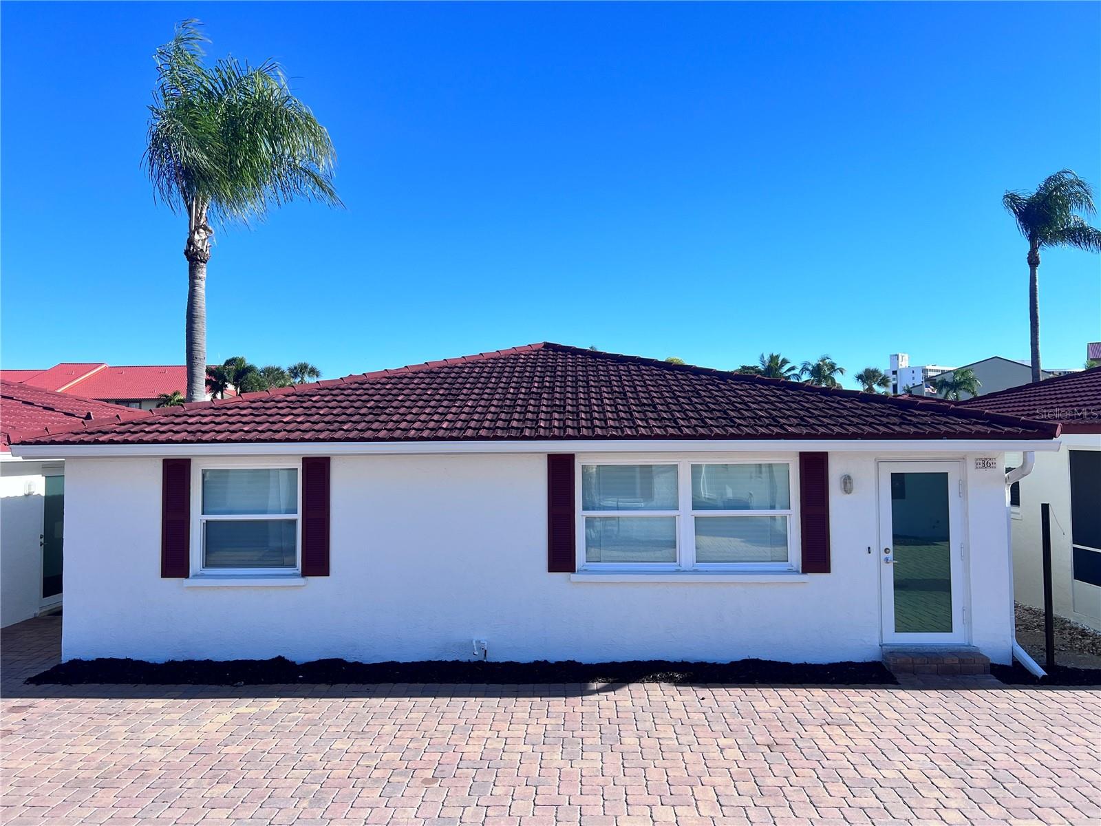 6154 Midnight Pass Rd #b06 Property Photo 1