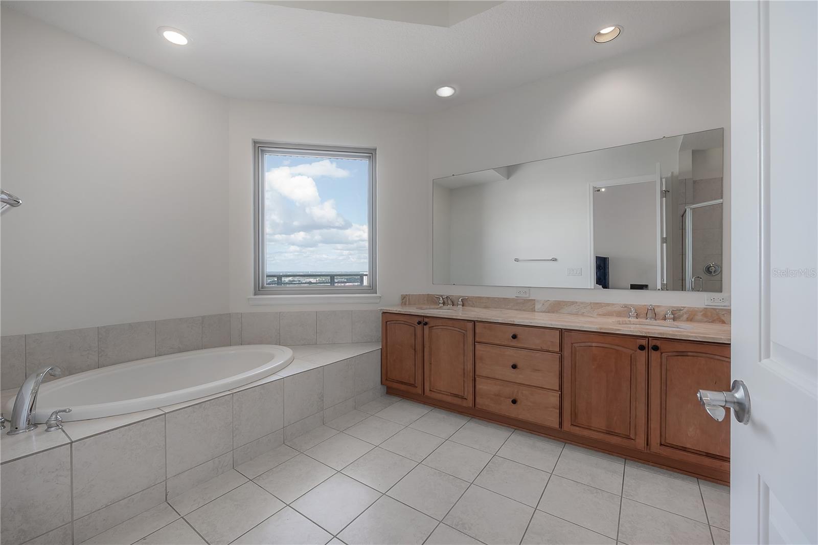 449 S 12th St #2701 Property Photo 31