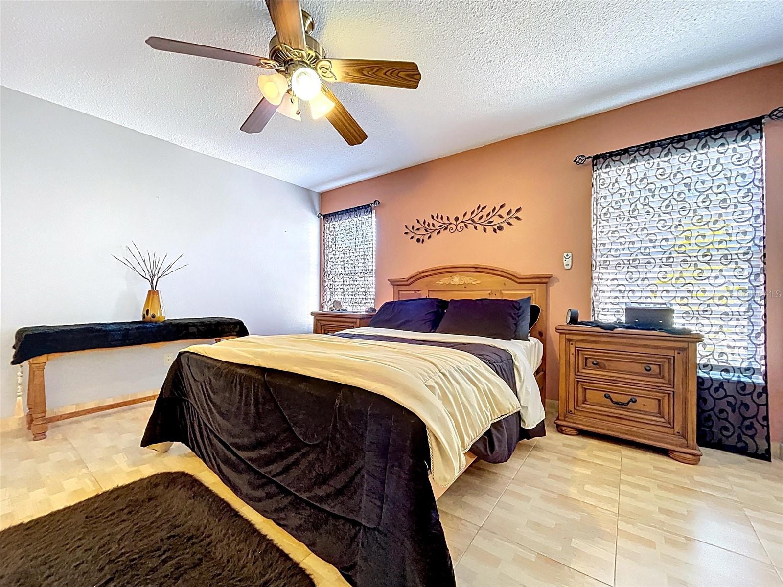 11115 Cherrywood Ln Property Photo 3