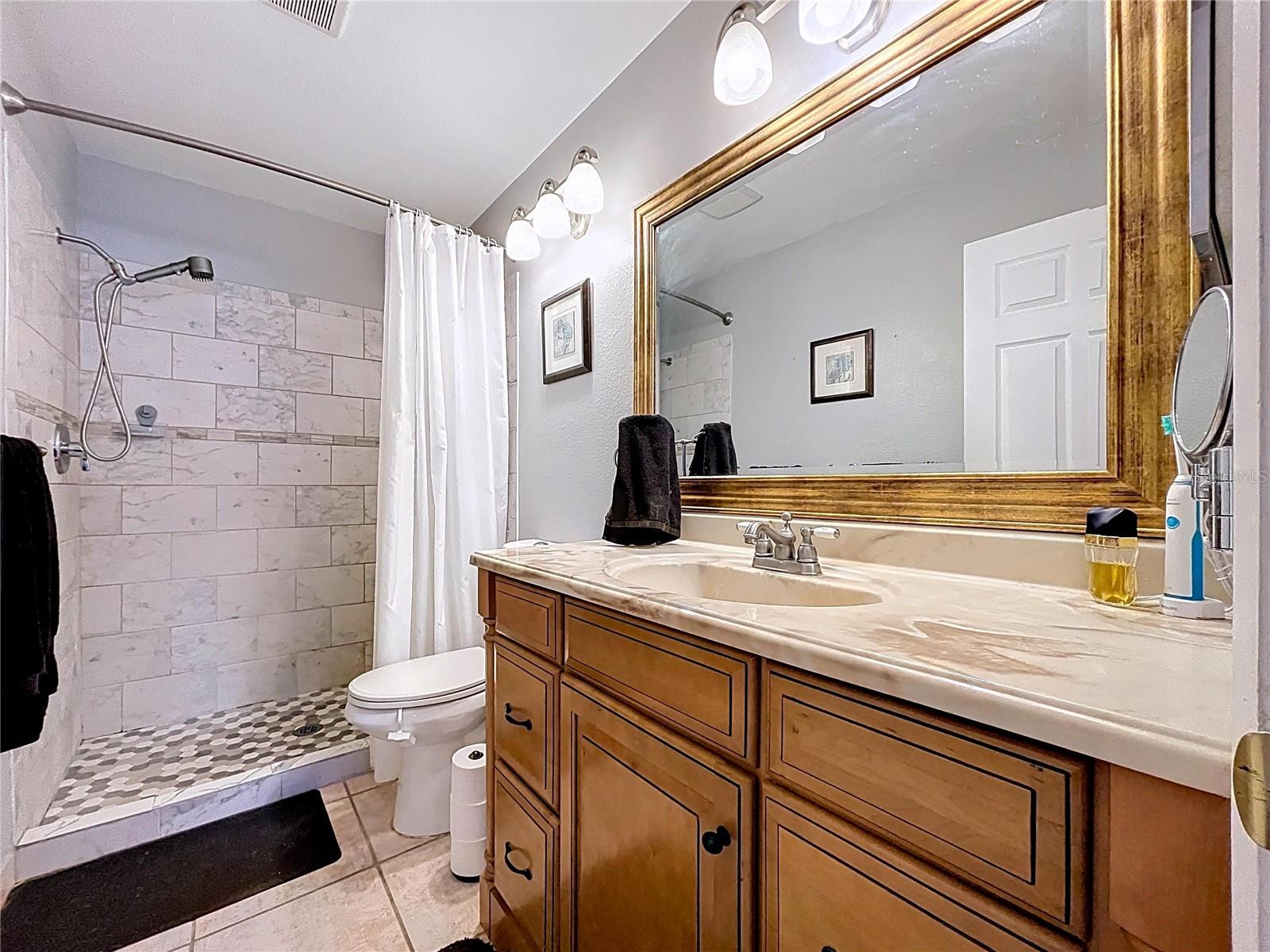 11115 Cherrywood Ln Property Photo 4
