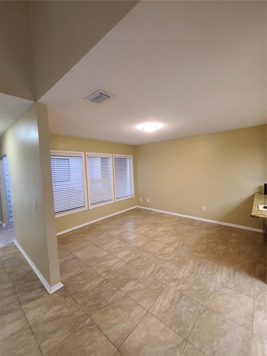 13701 Lazy Oak Dr Property Photo 4