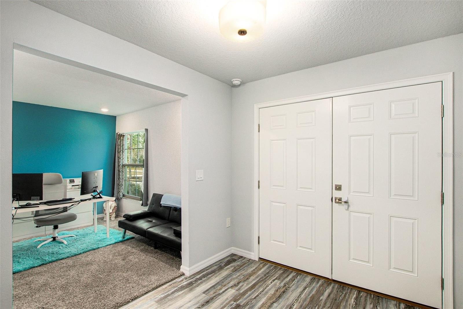 128 Cypress Blvd E Property Photo 10
