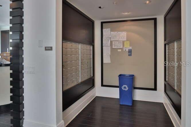 1227 E Madison St #601 Property Photo 11