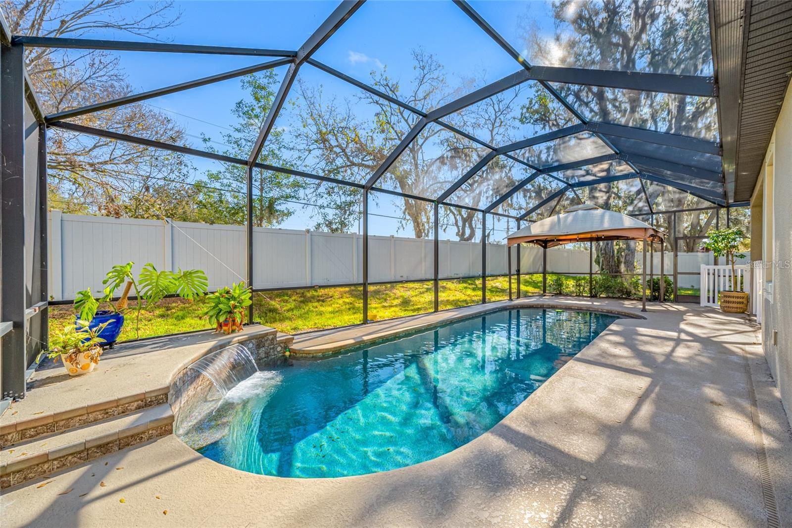 11652 Palmetto Pine St Property Photo 2