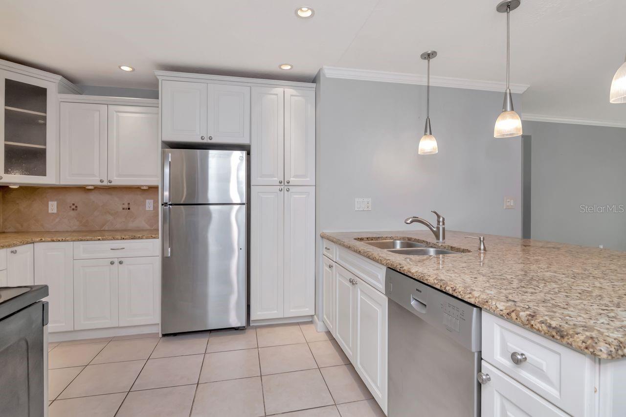 2650 Countryside Blvd #f303 Property Photo 21