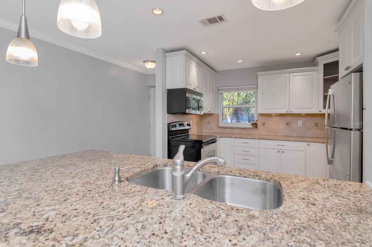 2650 Countryside Blvd #f303 Property Photo 22