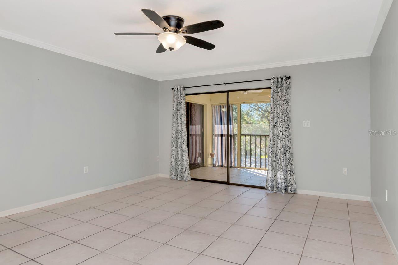2650 Countryside Blvd #f303 Property Photo 28