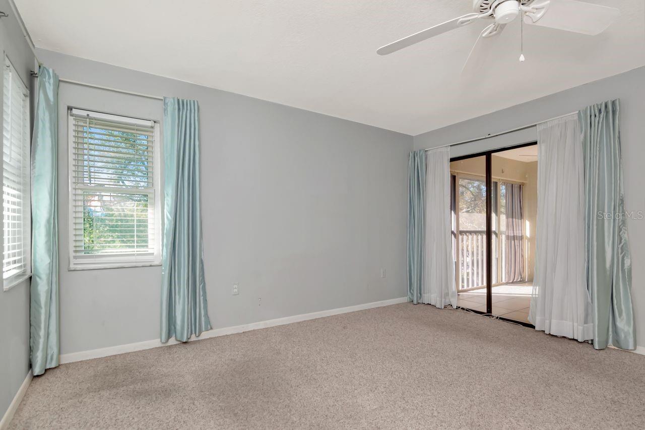 2650 Countryside Blvd #f303 Property Photo 32