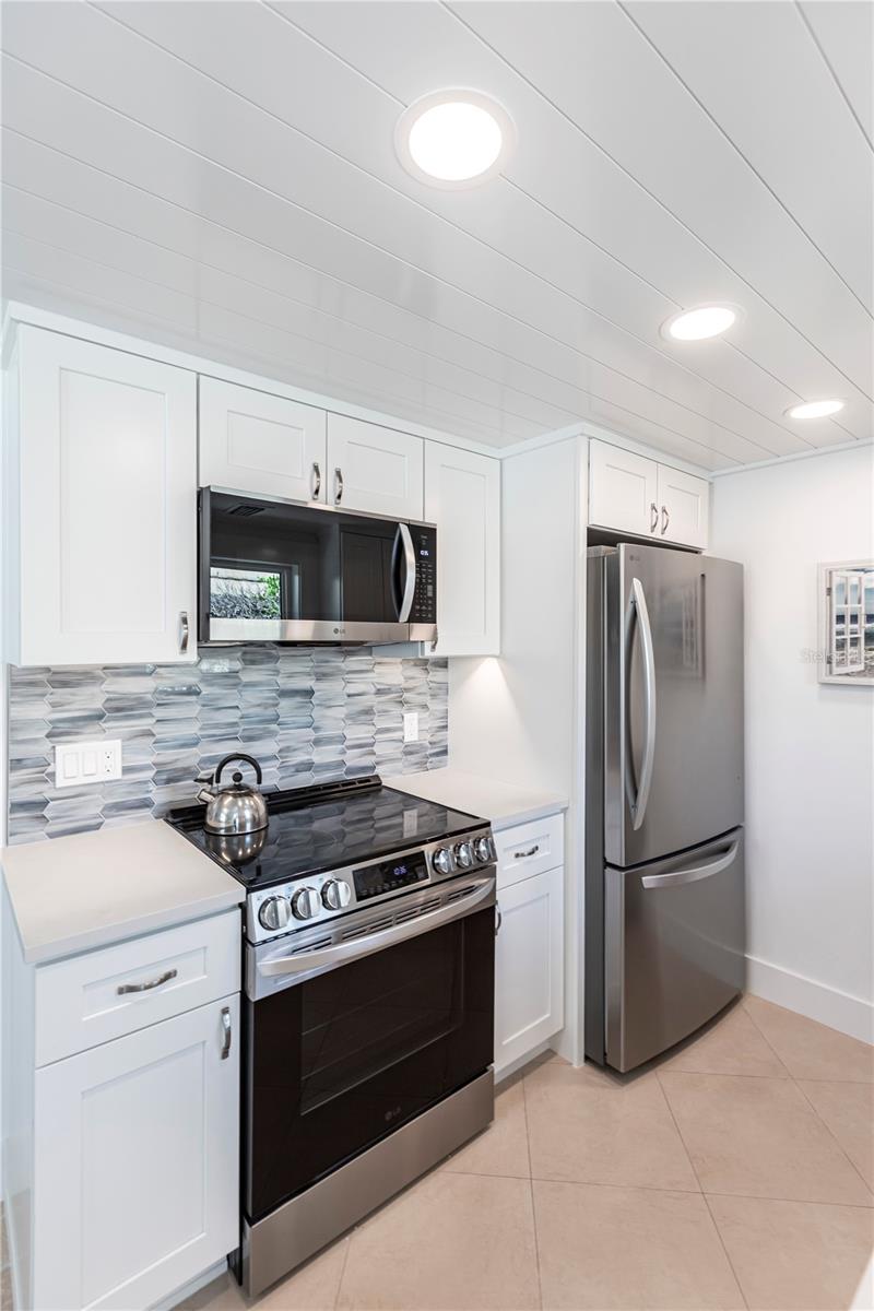 6154 Midnight Pass Rd #a1 Property Photo 18