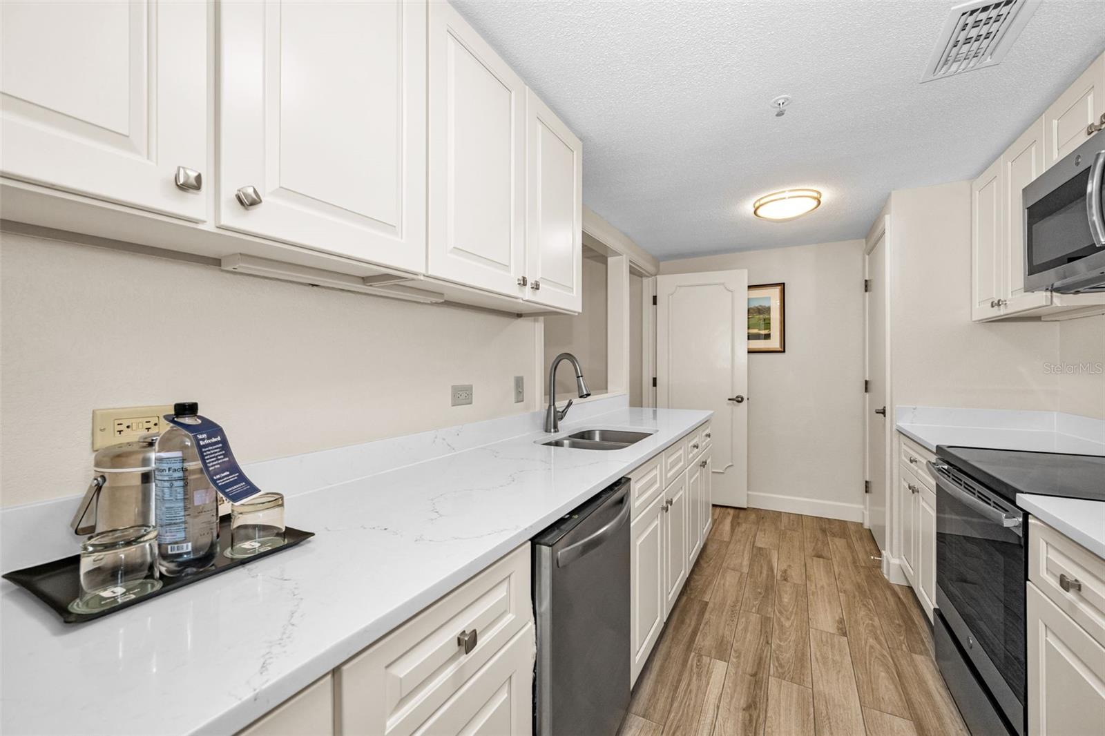 36750 Us Highway 19 N #5-104 Property Photo 14