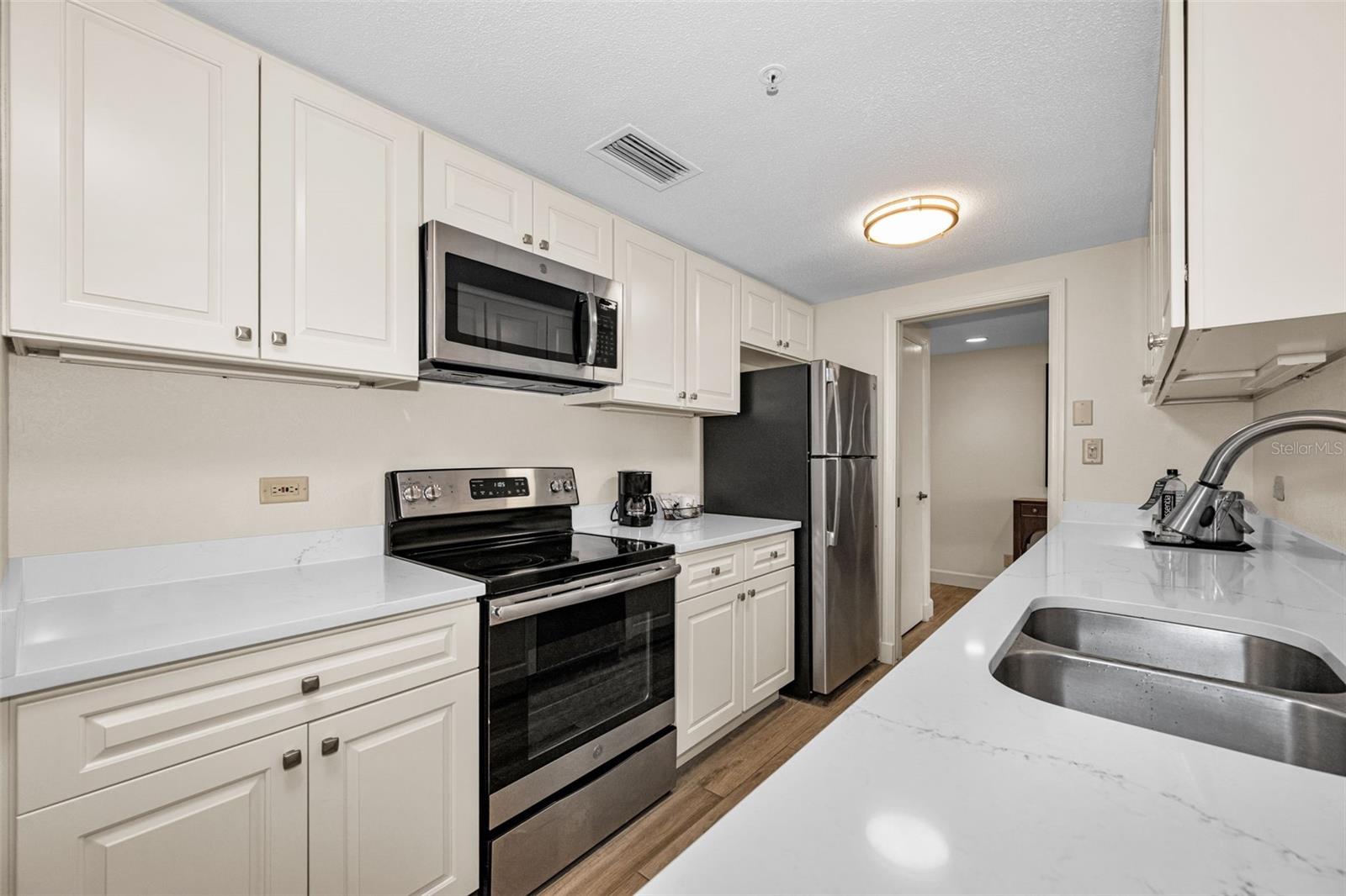 36750 Us Highway 19 N #5-104 Property Photo 17