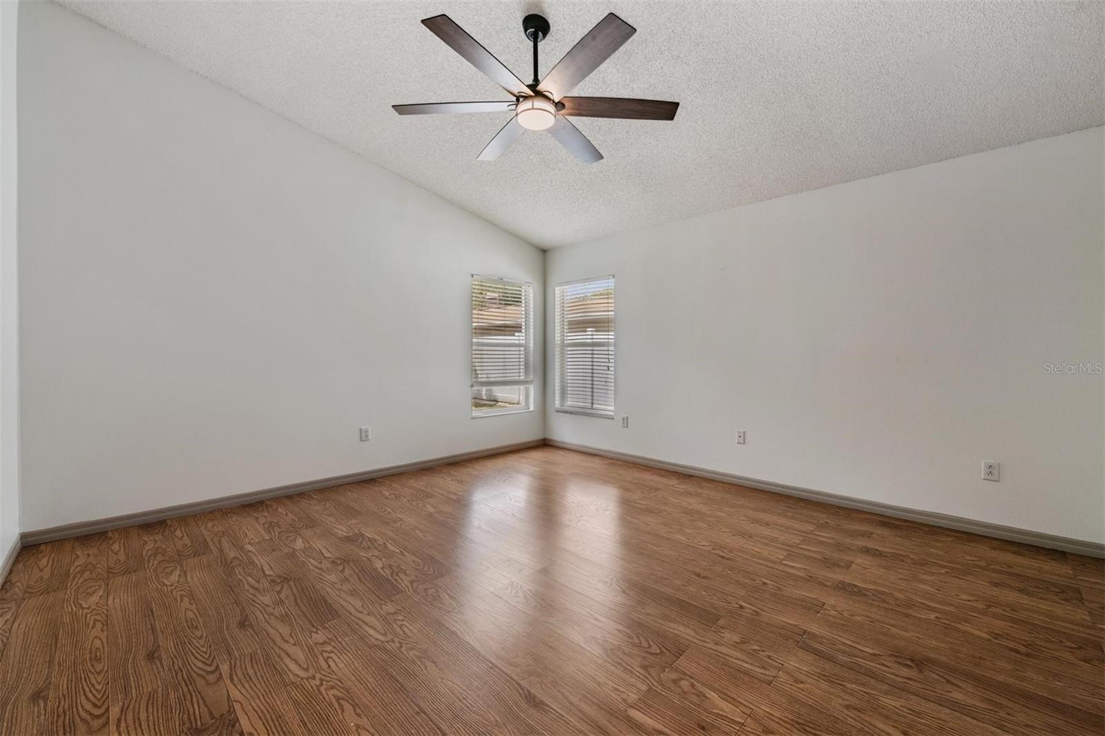 1813 Dockside Dr Property Photo 6