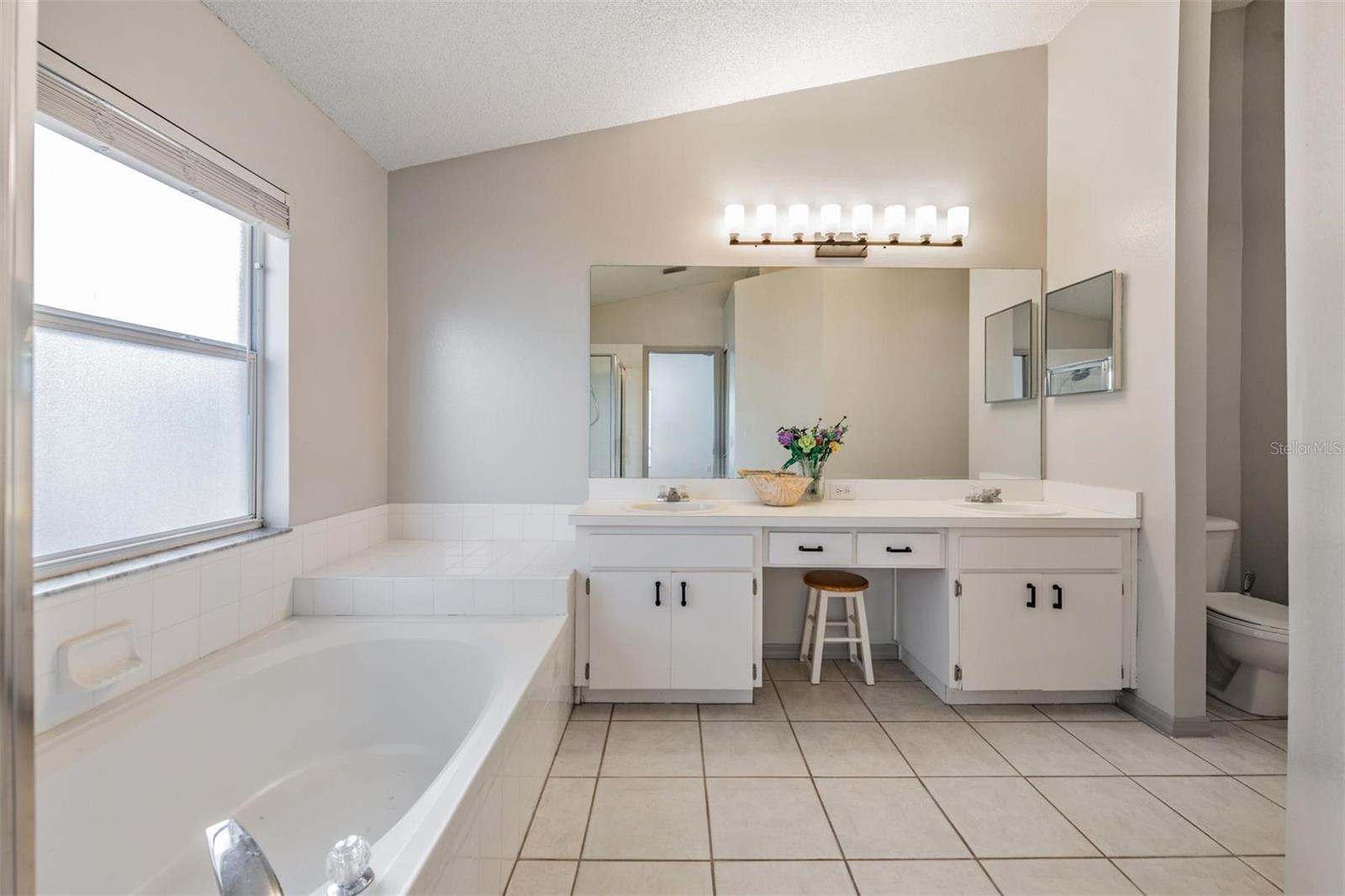 1813 Dockside Dr Property Photo 8