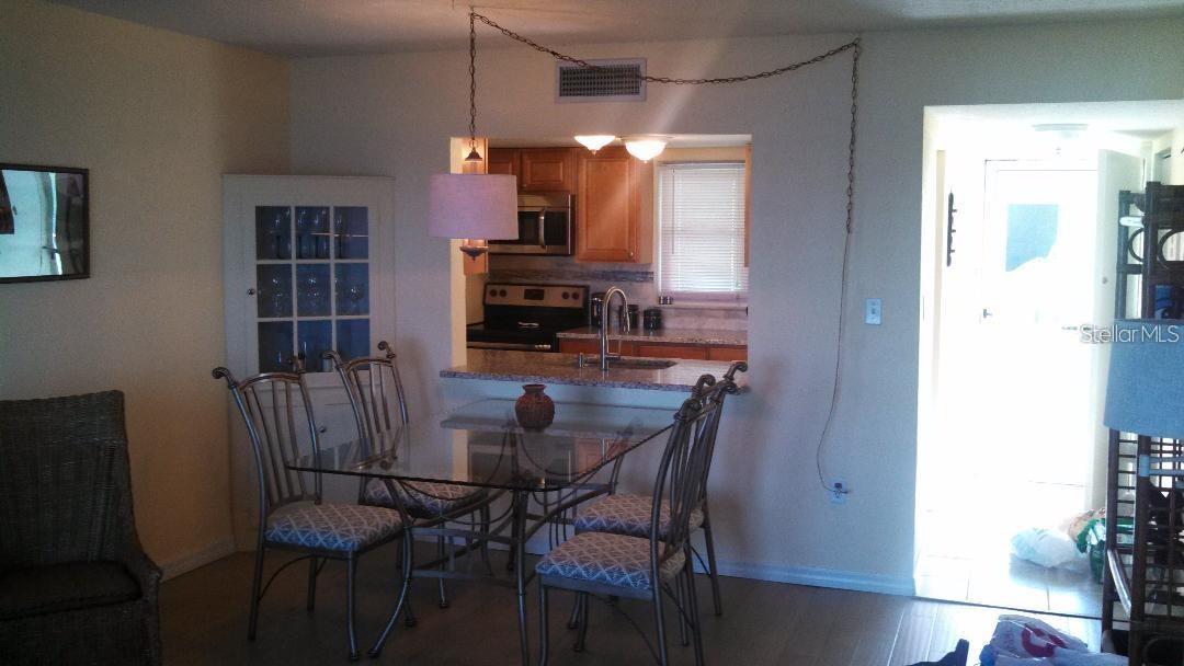 464 N Paula Dr N #323 Property Photo 3