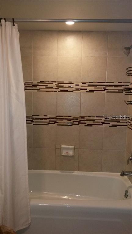 464 N Paula Dr N #323 Property Photo 8