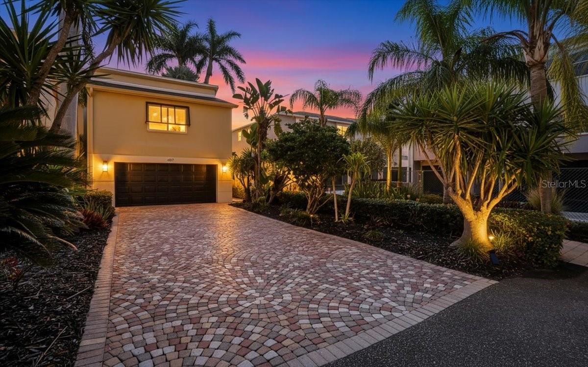 487 PINELLAS BAYWAY S #107