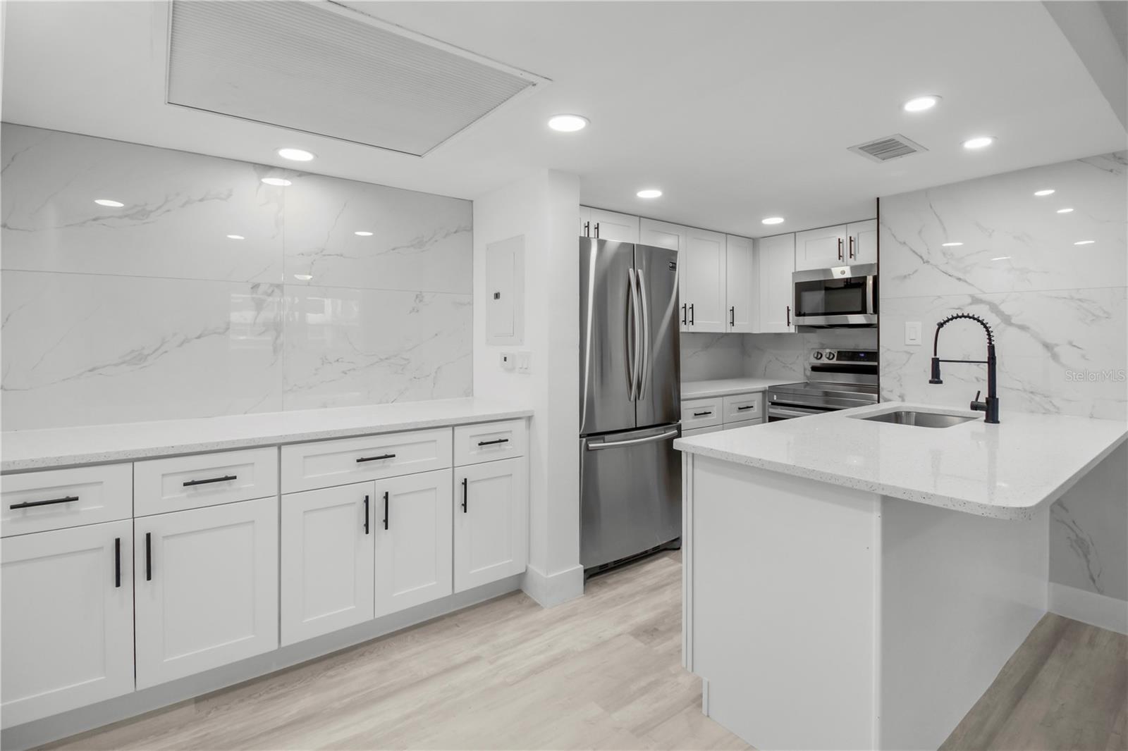4754 Marine Parkway #103 Property Photo 5