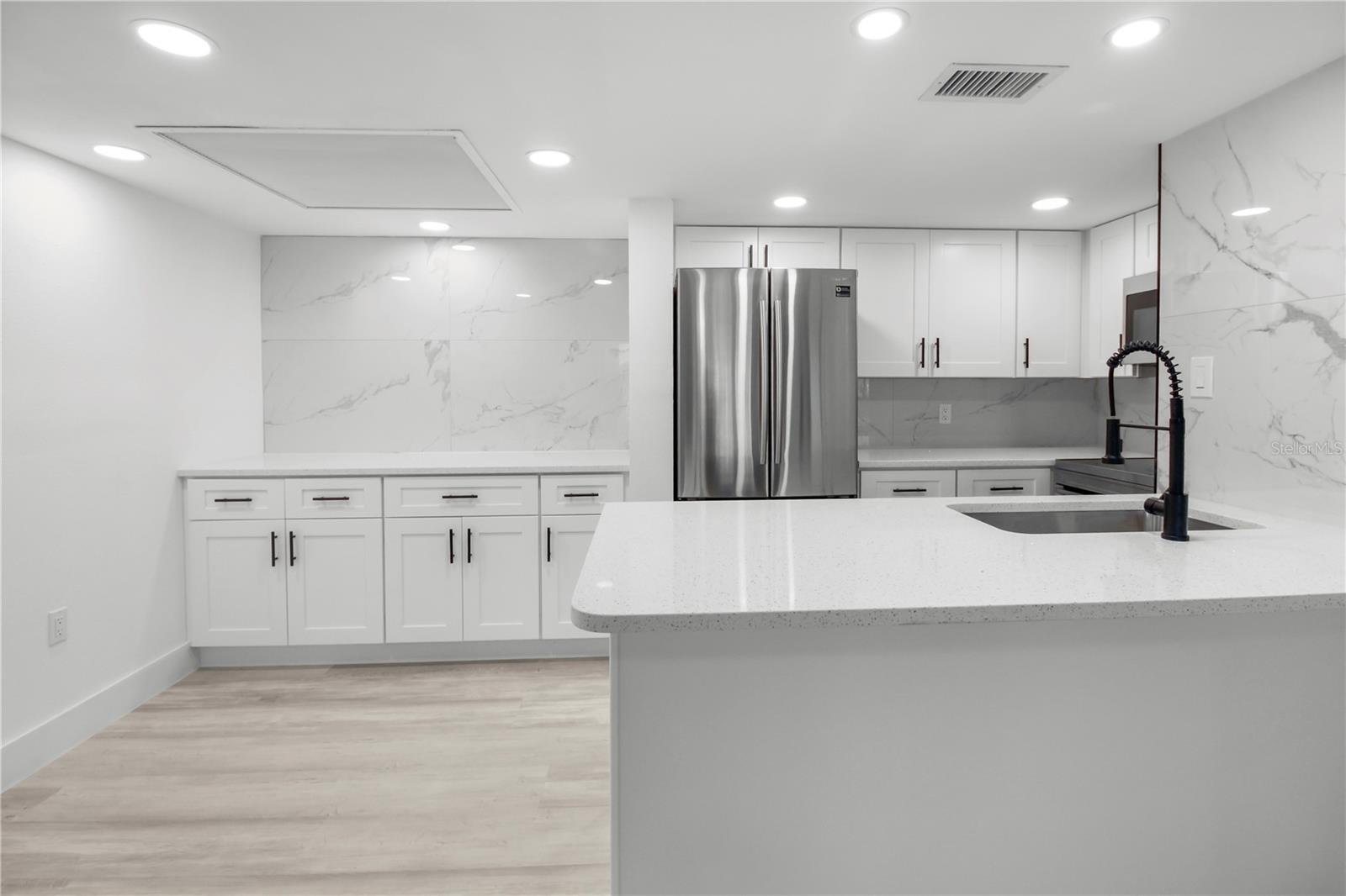 4754 Marine Parkway #103 Property Photo 6