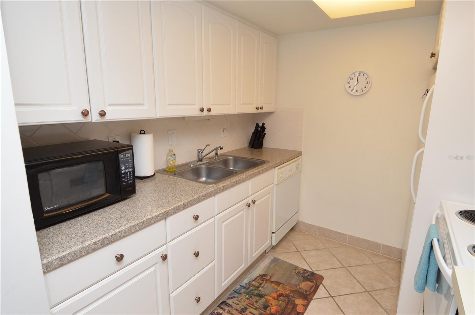 12760 Indian Rocks Rd #553 Property Photo 7