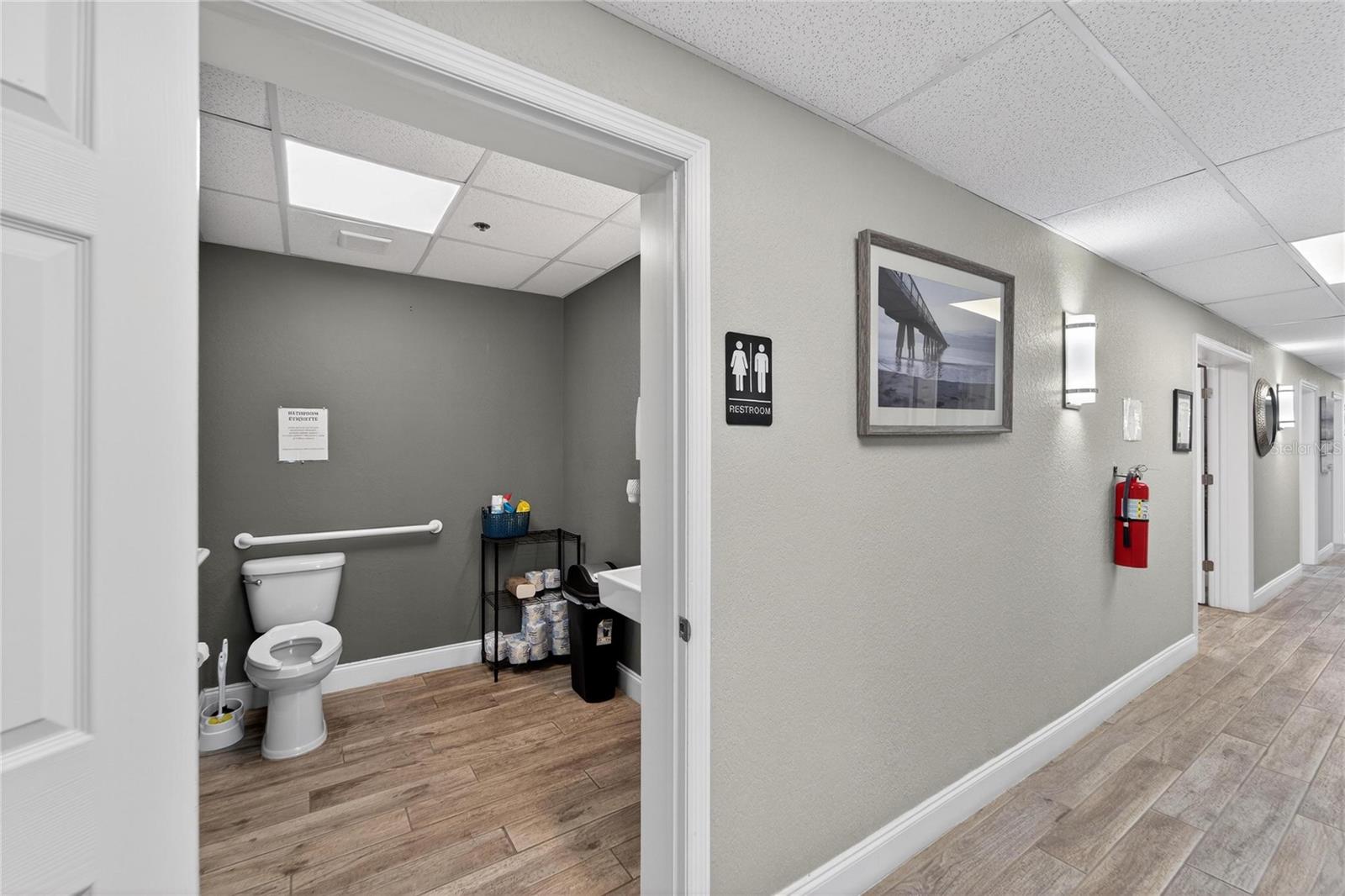 3411 N 29th St Property Photo 54