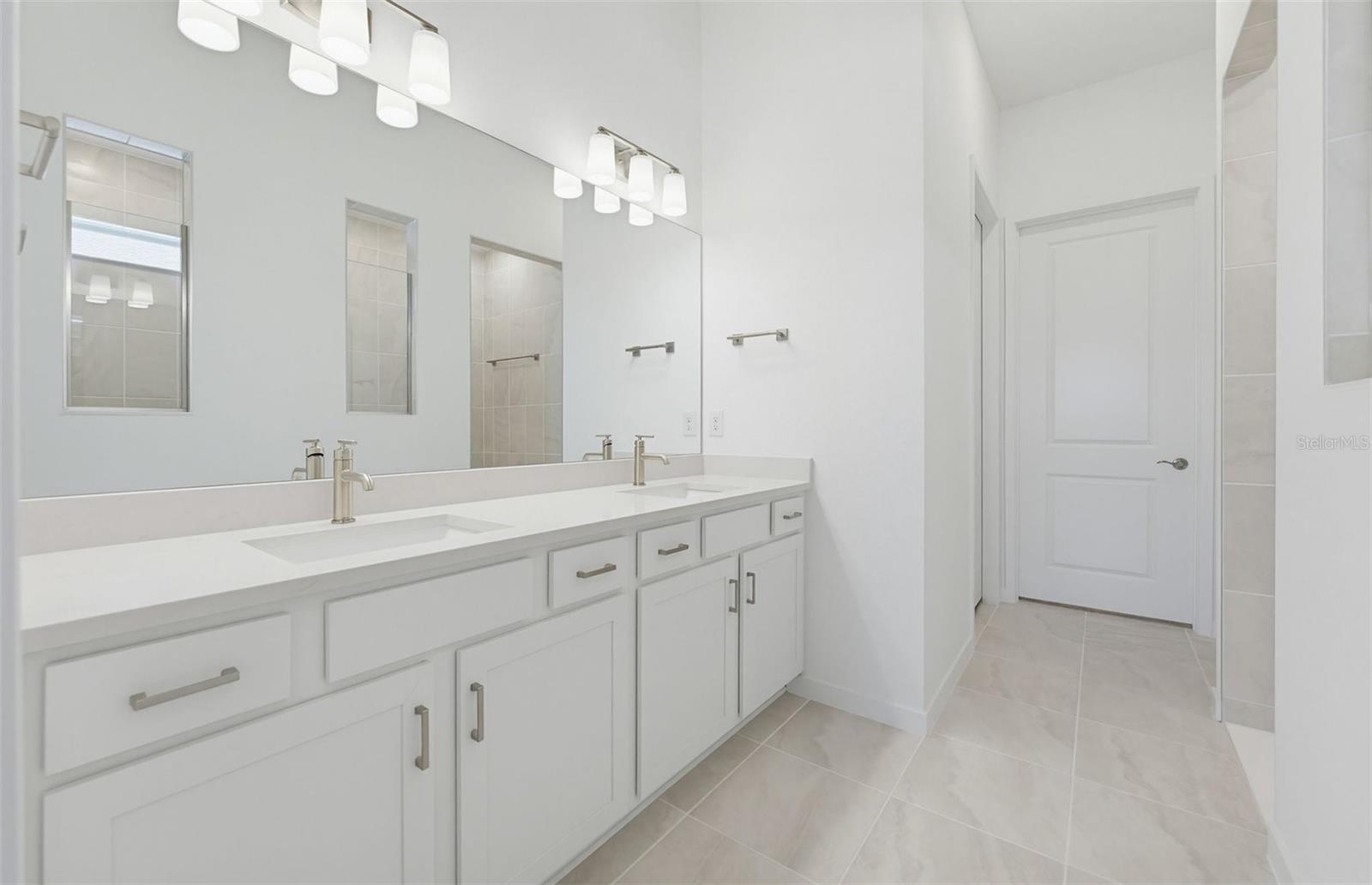 6995 Depue Dr Property Photo 7